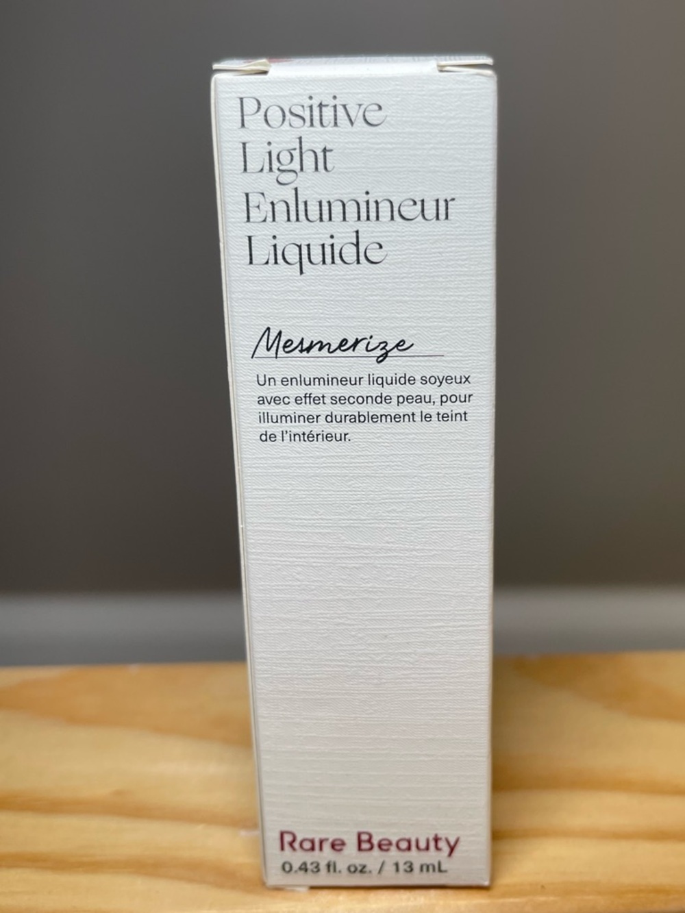 Rare Beauty Positive Light Liquid Luminizer — Mesmerize (champagne shimmer) - Picture 3 of 6